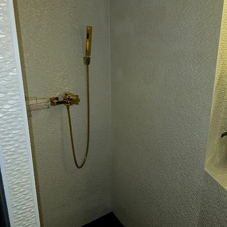 Lägenhet Jeva Szeptember 1 - Majus 31 Hajdúszoboszló