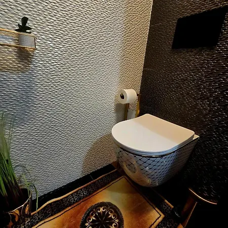 Jeva Szeptember 1 - Majus 31 Hajdúszoboszló