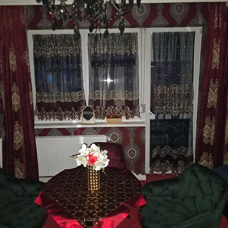 Lägenhet Jeva Szeptember 1 - Majus 31 Hajdúszoboszló