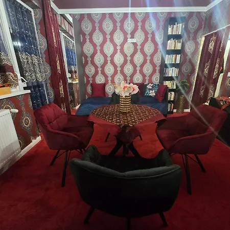 Jeva Szeptember 1 - Majus 31 Apartment *