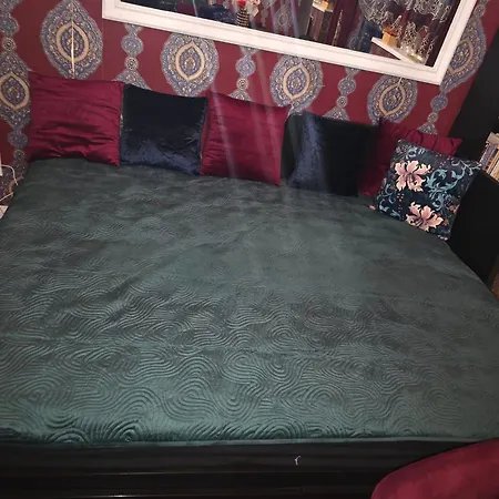 Jeva Szeptember 1 - Majus 31 *